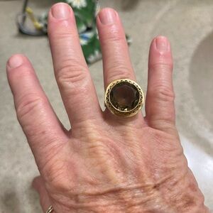 18K Yellow Gold Faceted Round Smokey Quartz Ring